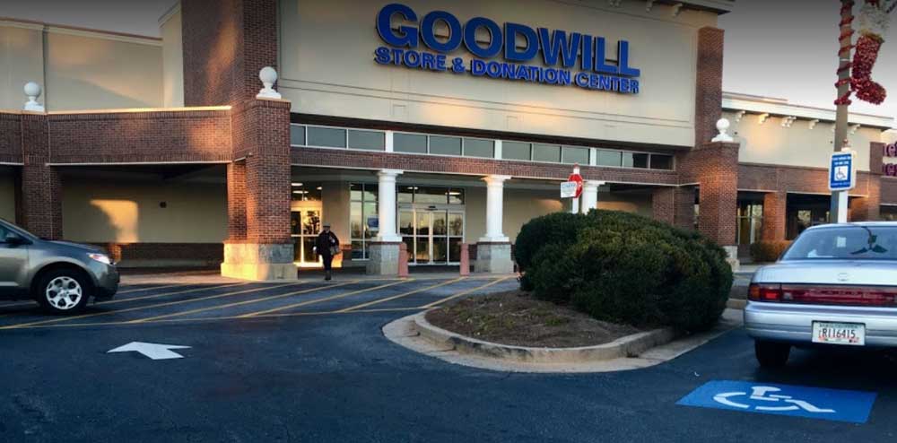 فروشگاه گودویل تفلیس Goodwill